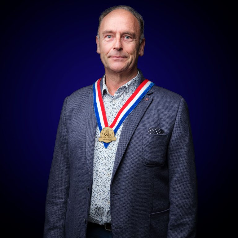 Untitled design 17 768x768